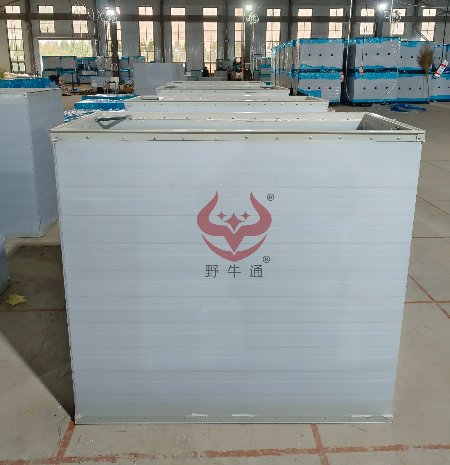 彩鋼復合風(fēng)管4.jpg